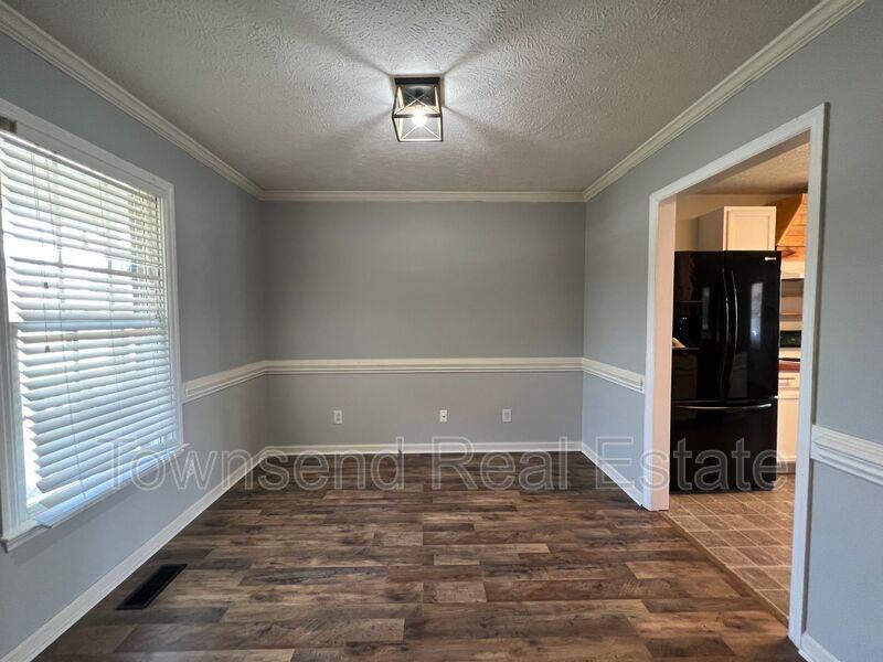 539 Killeen Rd - Photo 3 of 21