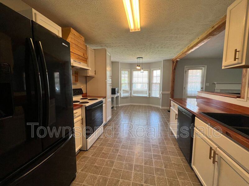 539 Killeen Rd - Photo 4 of 21