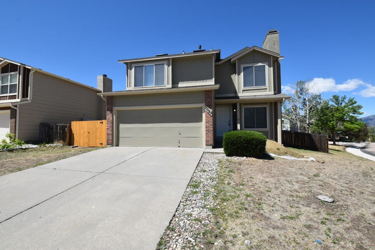 7980 Dakota Ridge Pl - Photo 2 of 23