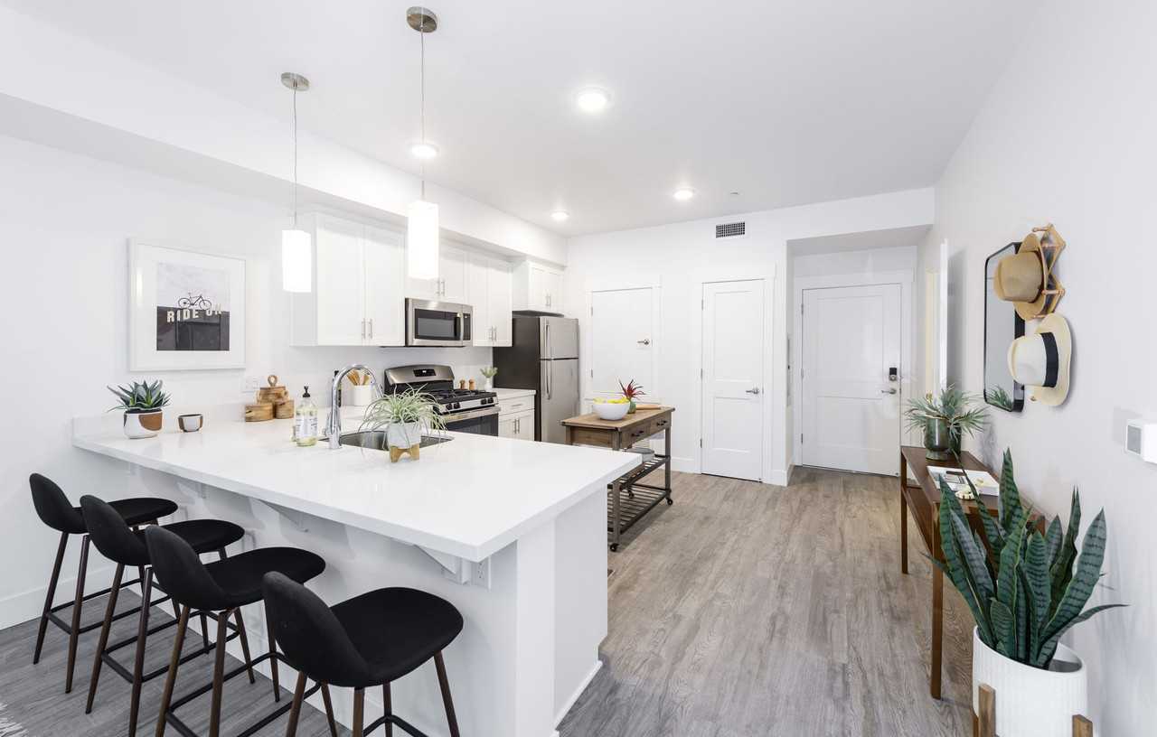 Vintage at SLO - Photo 3 of 20