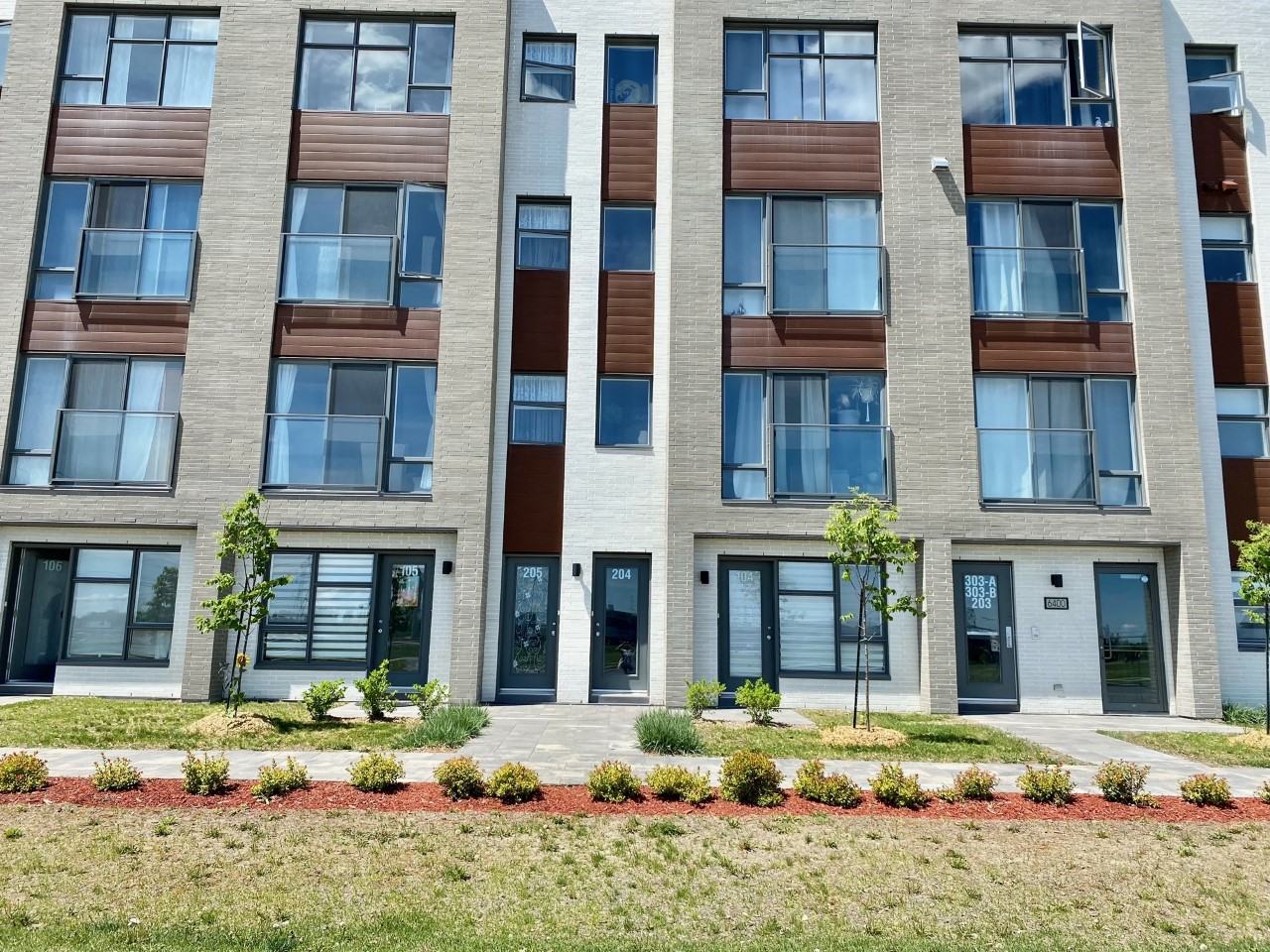 6400 Rue de Chambéry