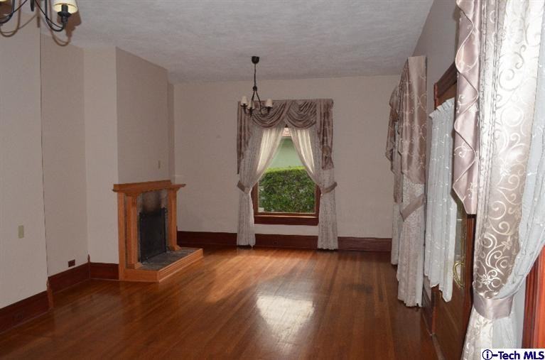 545 Westgate St - Photo 3 of 22