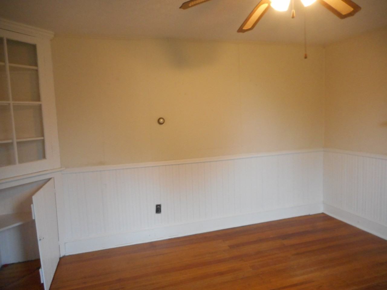 1095 Senseny Rd - Photo 2 of 27