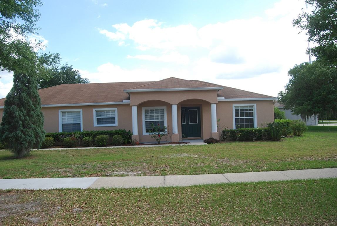 6515 Clair Shore Dr - Photo 2 of 14