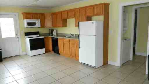 512 Lake Powell Dr - Photo 2 of 12