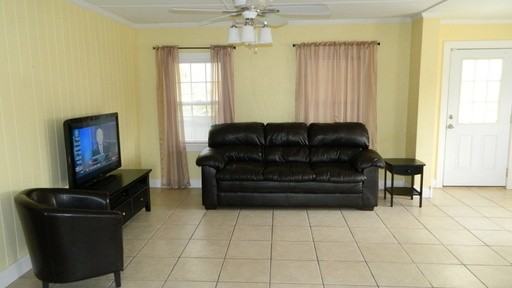 512 Lake Powell Dr - Photo 3 of 12