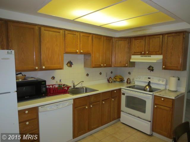 262 N Cottage Rd - Photo 2 of 10
