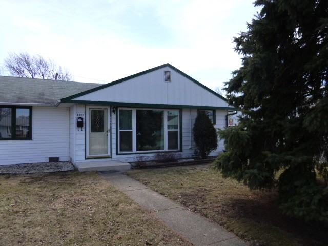8855 S Beck Pl - Photo 2 of 15