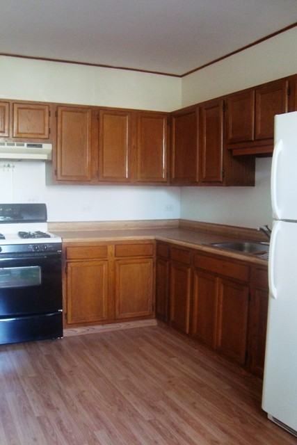 512 Main St #3 - Photo 2 of 7