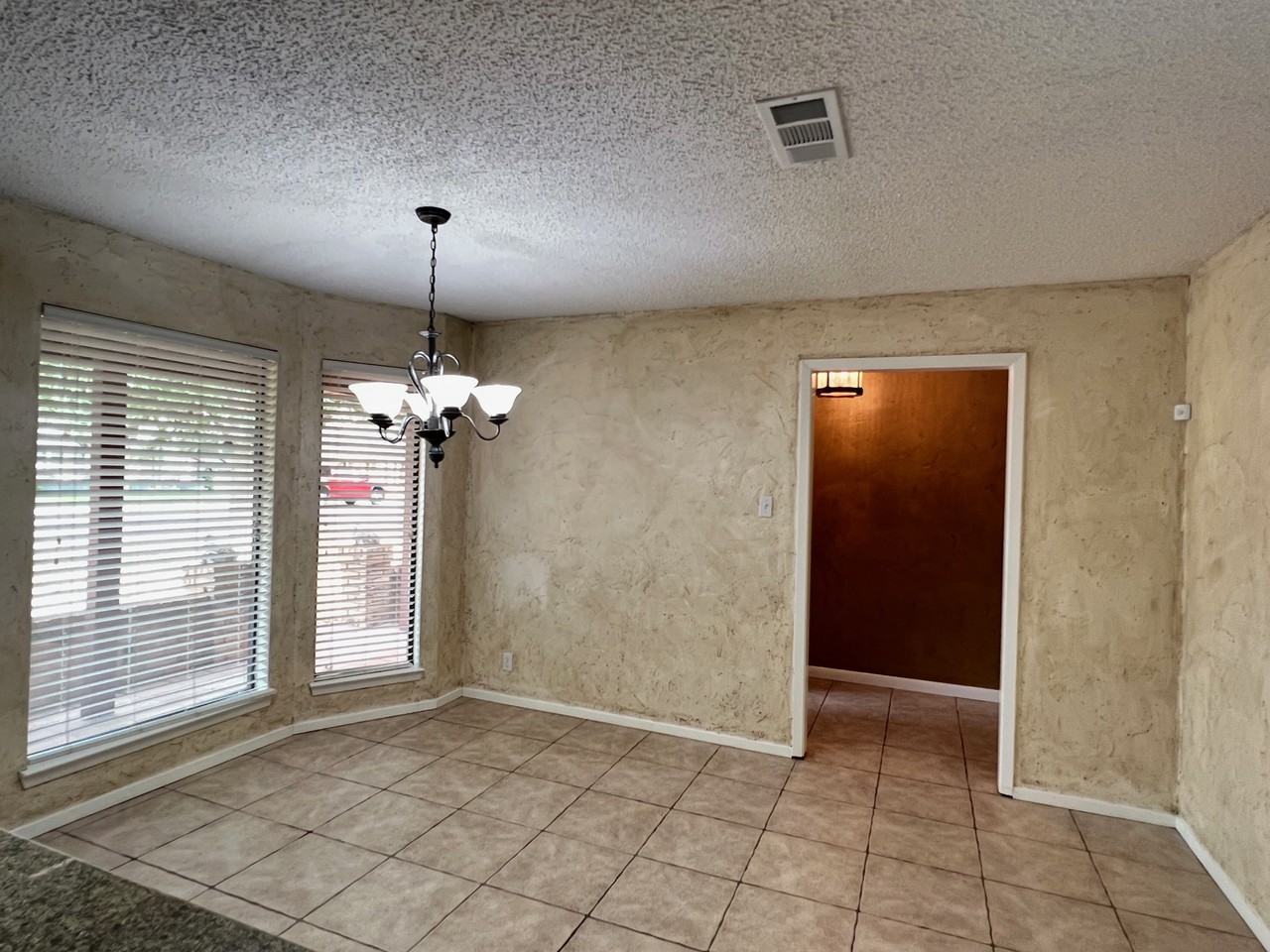 4107 Angelina Dr #1 - Photo 6 of 12