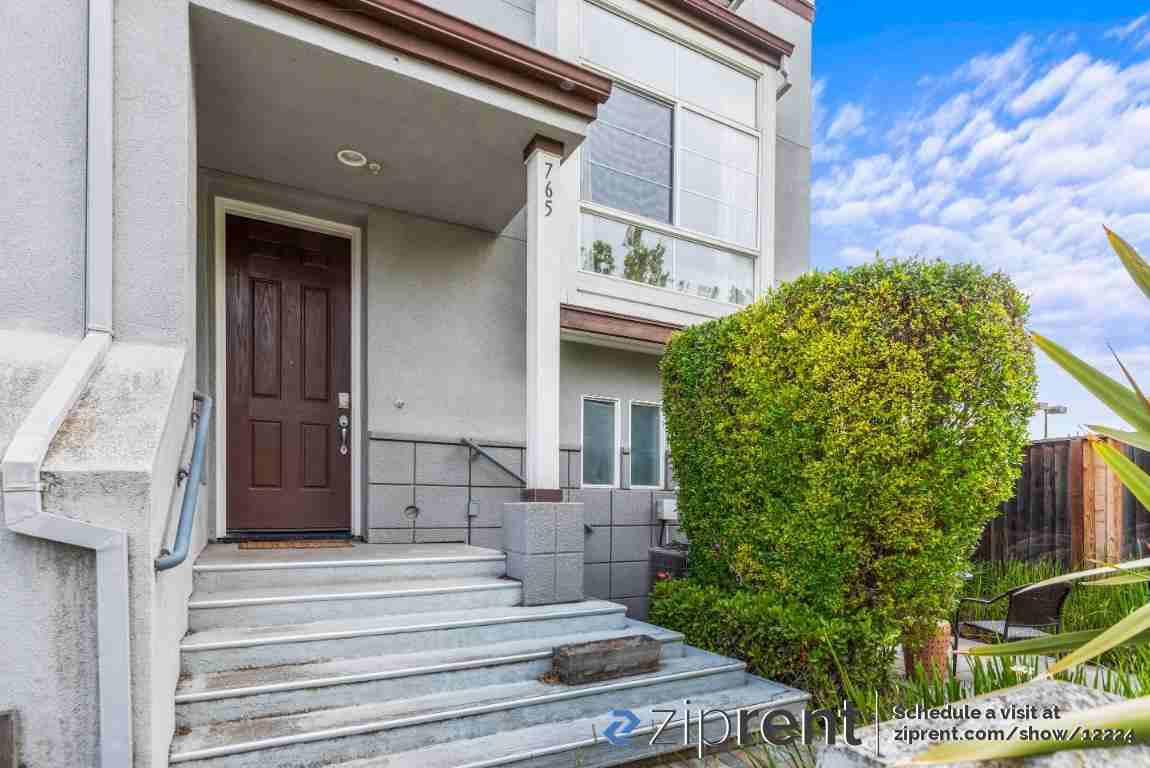 765 N 7th St - Photo 2 of 24