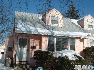 1145 Slabey Ave - Photo 2 of 6