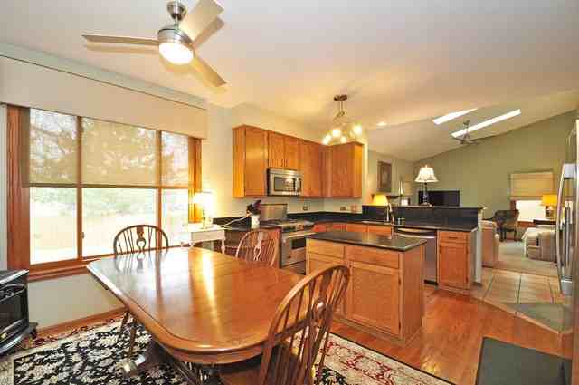 5112 Spruce Pointe Dr - Photo 3 of 14