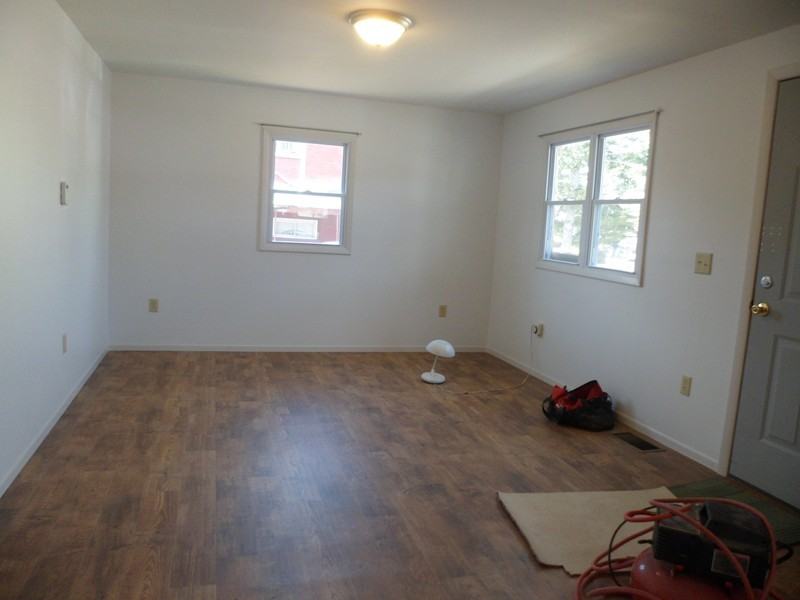 4 Park St - Photo 3 of 8