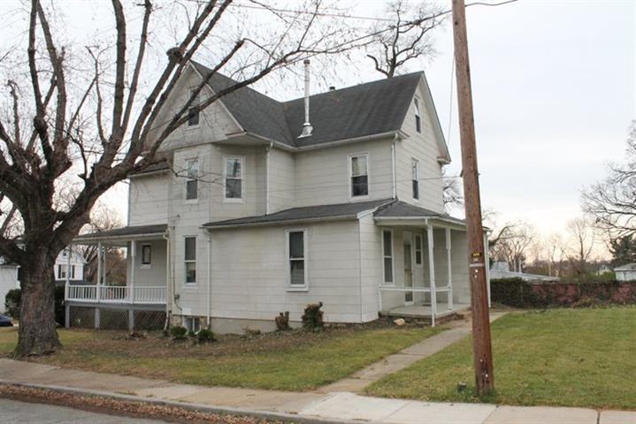 2801 Grindon Ave - Photo 2 of 30