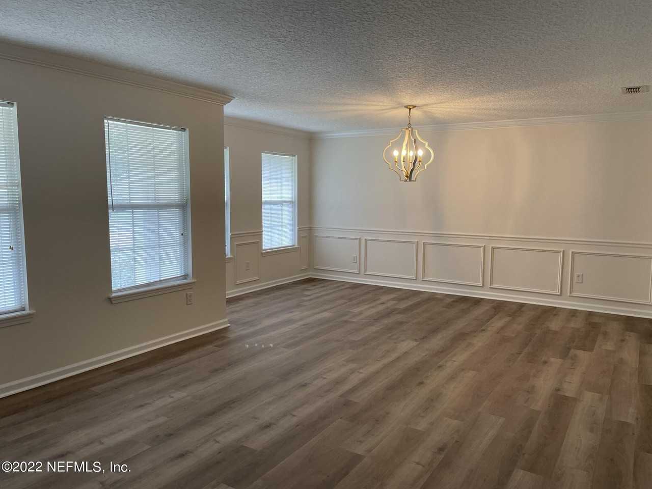 12786 Agatite Rd - Photo 3 of 18