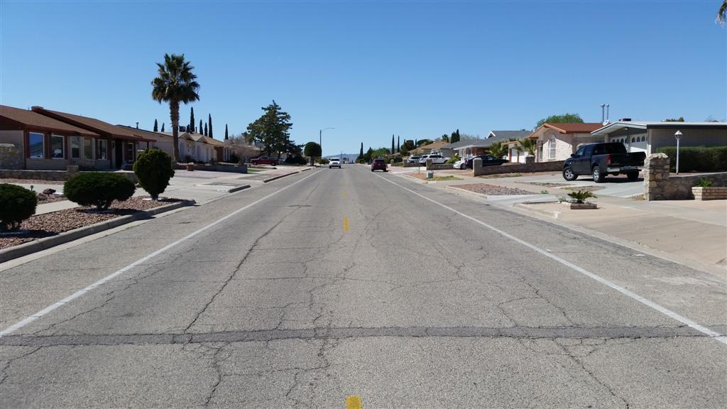 10649 Candlewood Ave - Photo 3 of 18