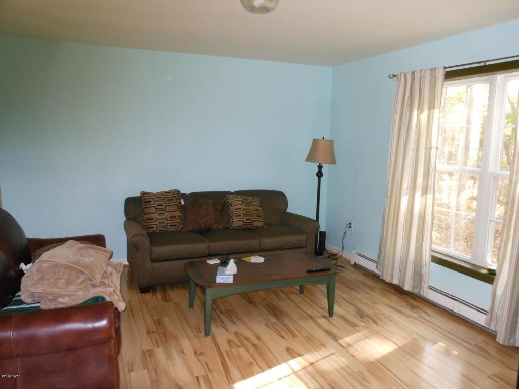 104 Fern Ln - Photo 2 of 8