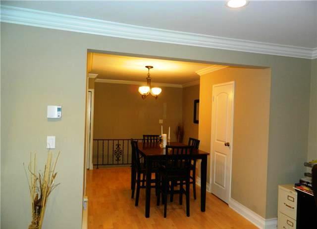 26 Fieldstone Dr - Photo 3 of 16