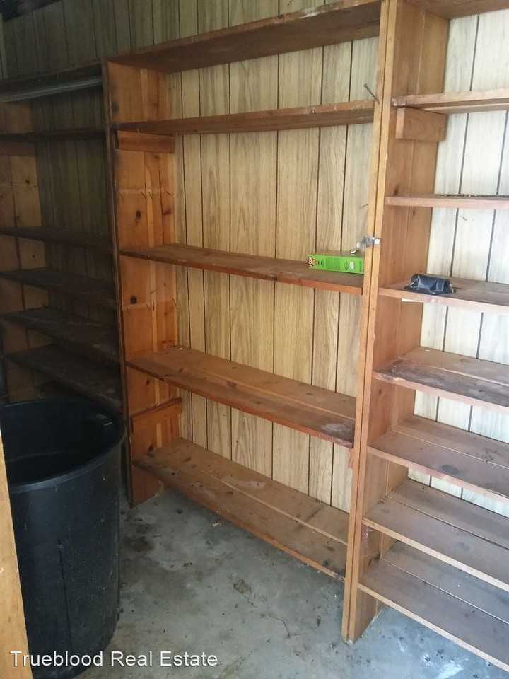 1024 N Myrtle Rd - Photo 3 of 3