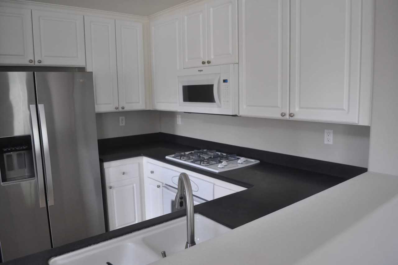 7820 Via Belfiore - Photo 2 of 21