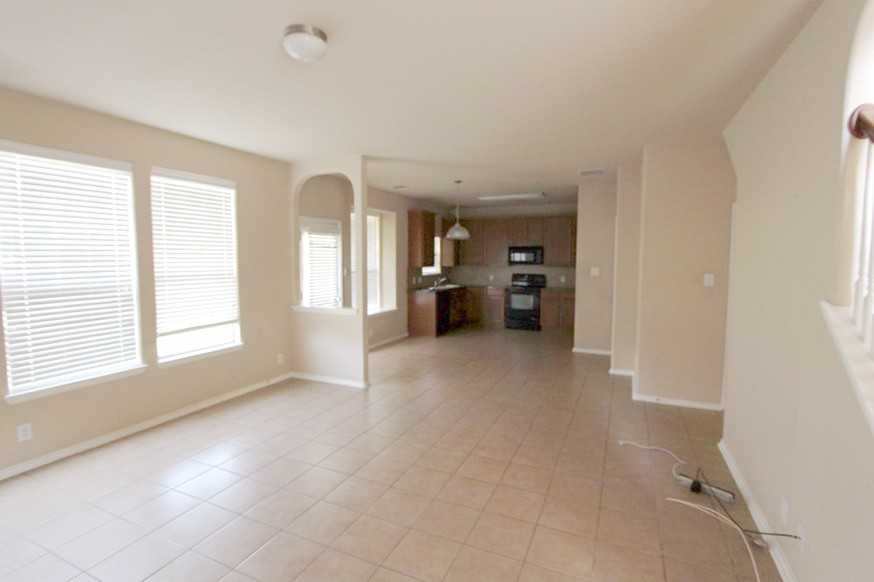 3420 W Fern Ave - Photo 3 of 15