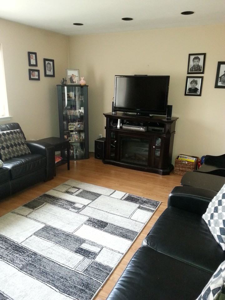 296 Feller Dr - Photo 3 of 15