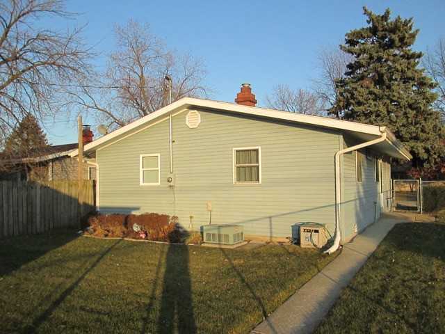 14746 Troy Ave - Photo 3 of 20