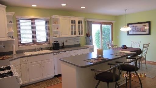 515 Buckingham Pl - Photo 2 of 11