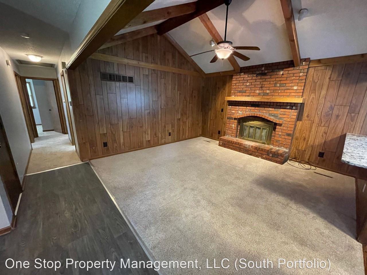 1604 Sw 3rd St - Photo 2 of 16