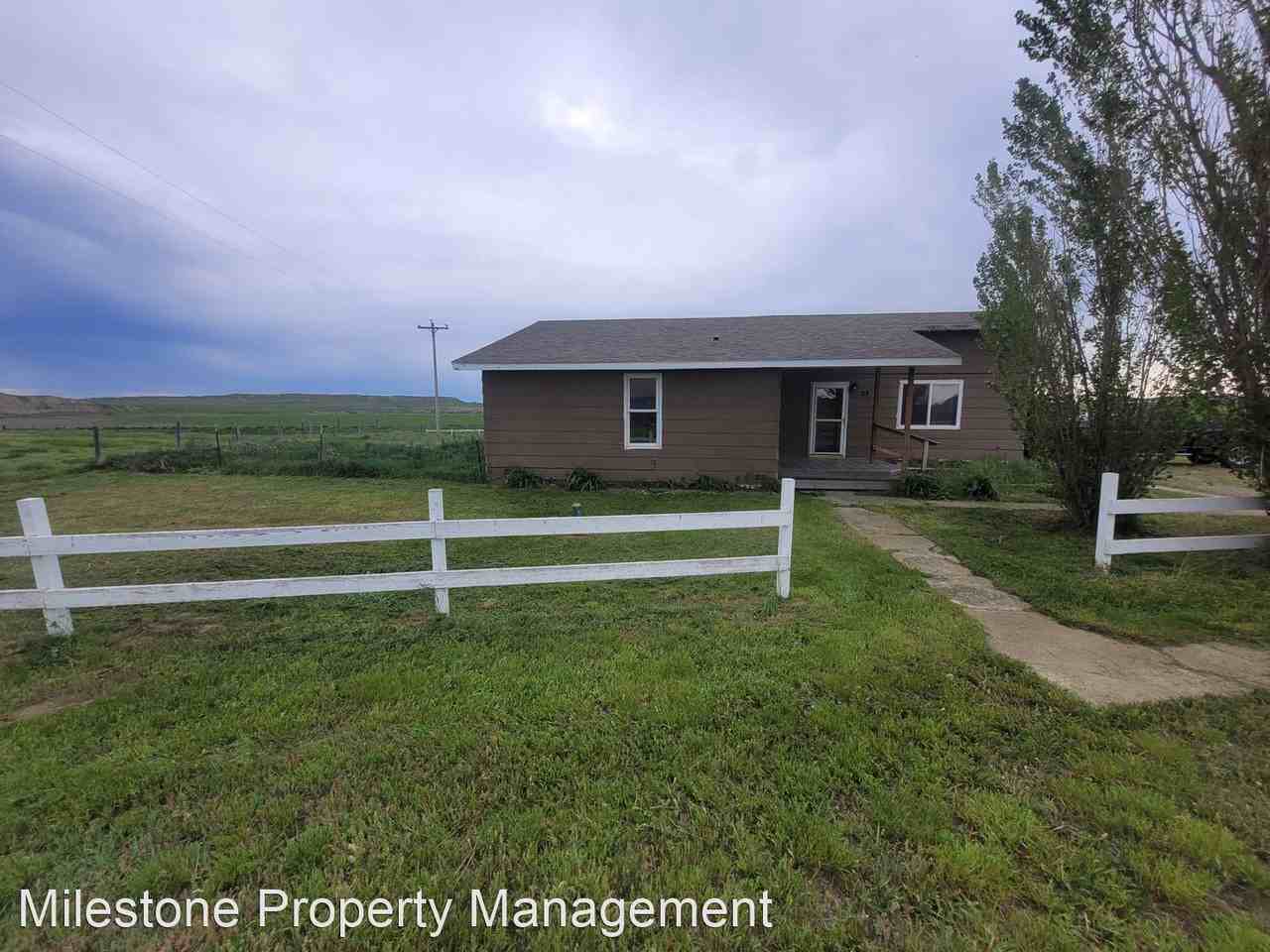 25 Grenz Dr, Miles City, MT 59301, USA 2 unit Rentals Zumper