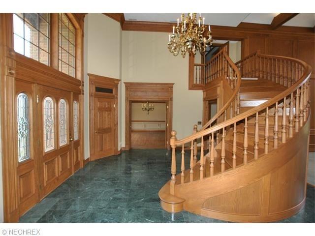 5400 Valley Pkwy - Photo 3 of 25