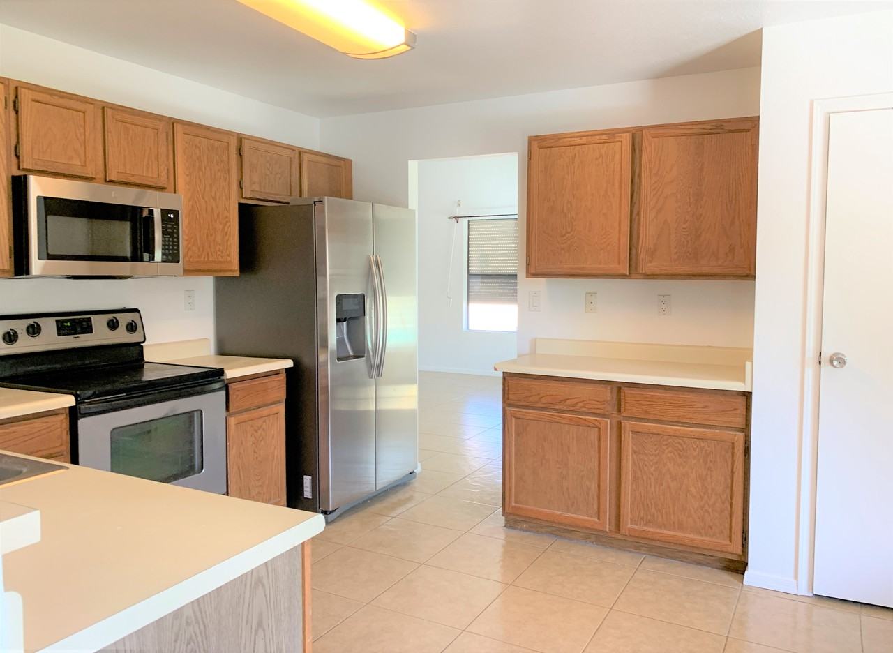 9287 N Grouse Pl - Photo 3 of 7