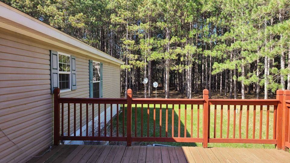 6919 190th St - Photo 3 of 9