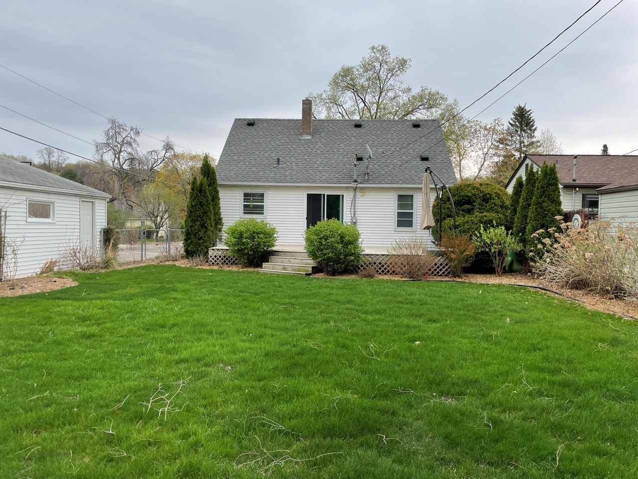 1079 Colette Pl - Photo 3 of 31