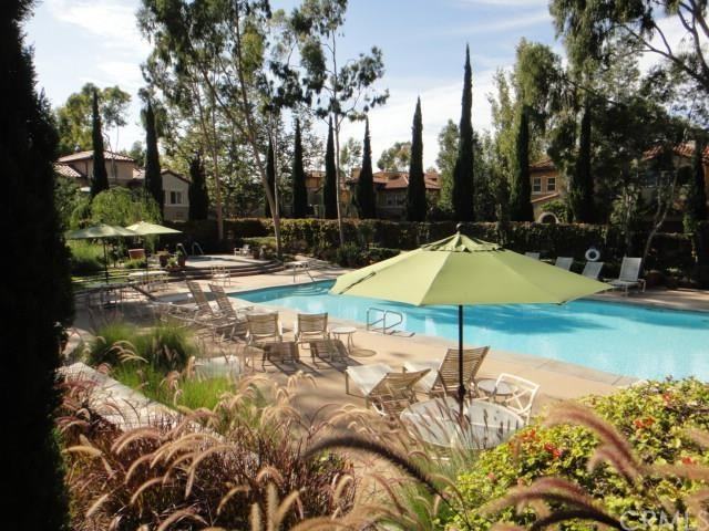 12 Padua Ct - Photo 3 of 8