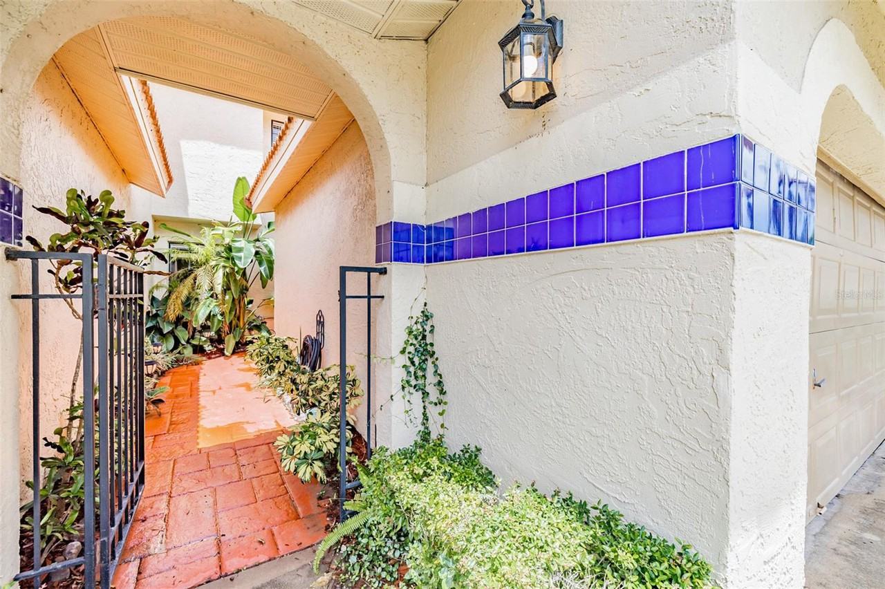 10442 Saint Tropez Pl - Photo 3 of 31