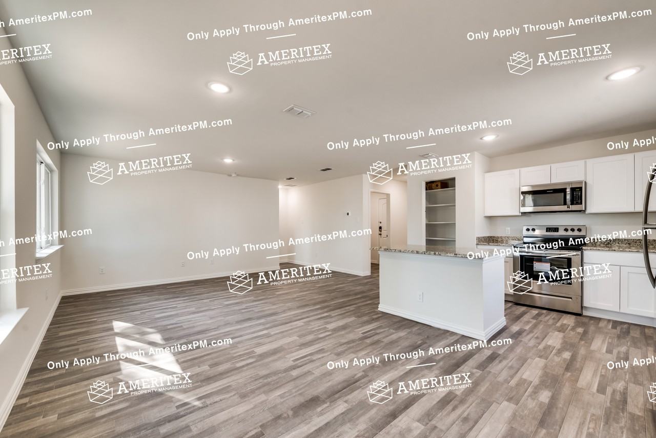 2927 Dorris St - Photo 3 of 14