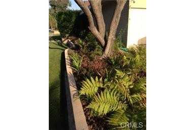 12865 Martha Ann Dr - Photo 3 of 18