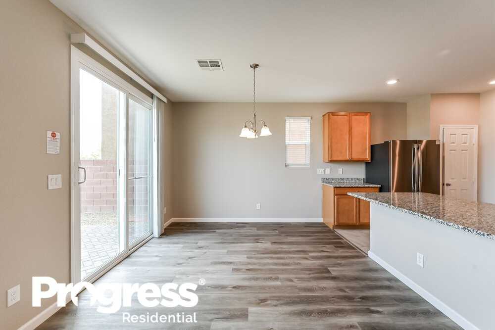 7080 Flathead River Ave - Photo 2 of 12