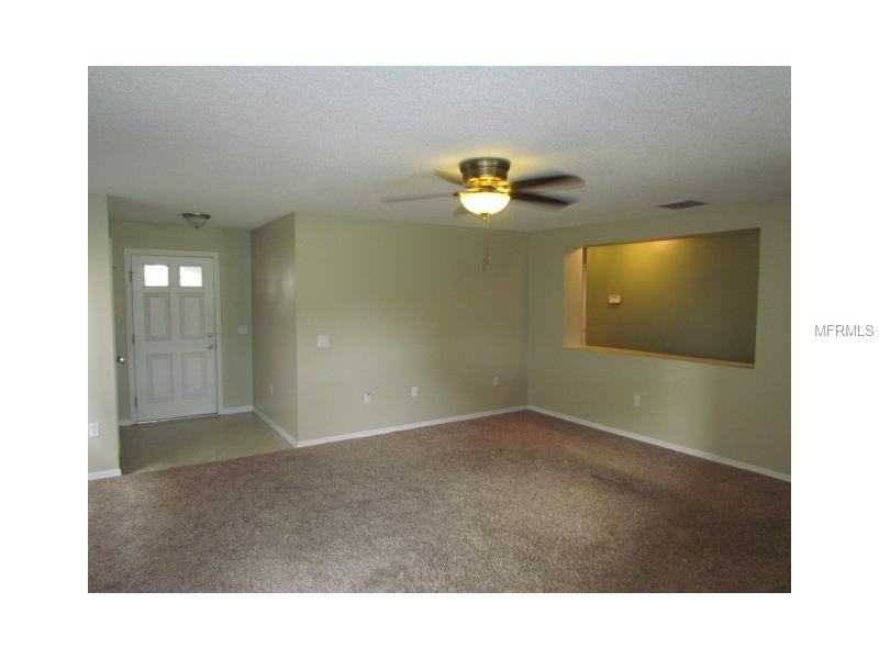 423 Aster Dr - Photo 3 of 16