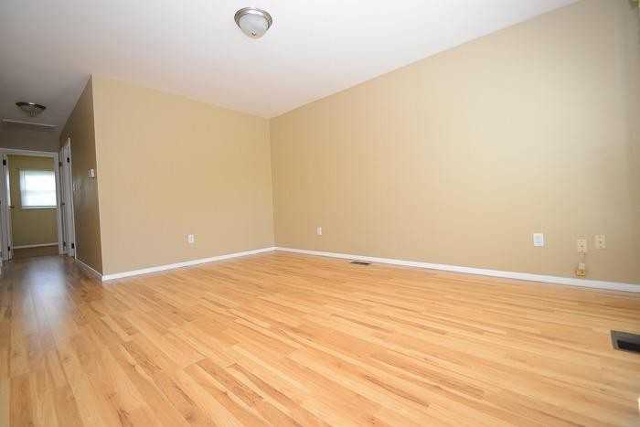 2921 Telhurst Ct - Photo 3 of 16