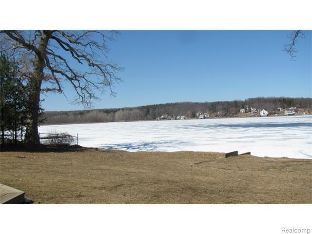 11920 Rusty Ln - Photo 2 of 15