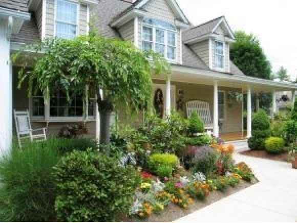 69 Lake Shore Dr - Photo 2 of 25