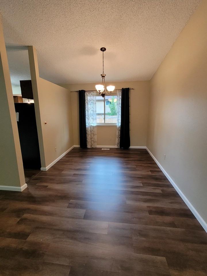 5280 Mule Deer Dr #1 - Photo 6 of 18