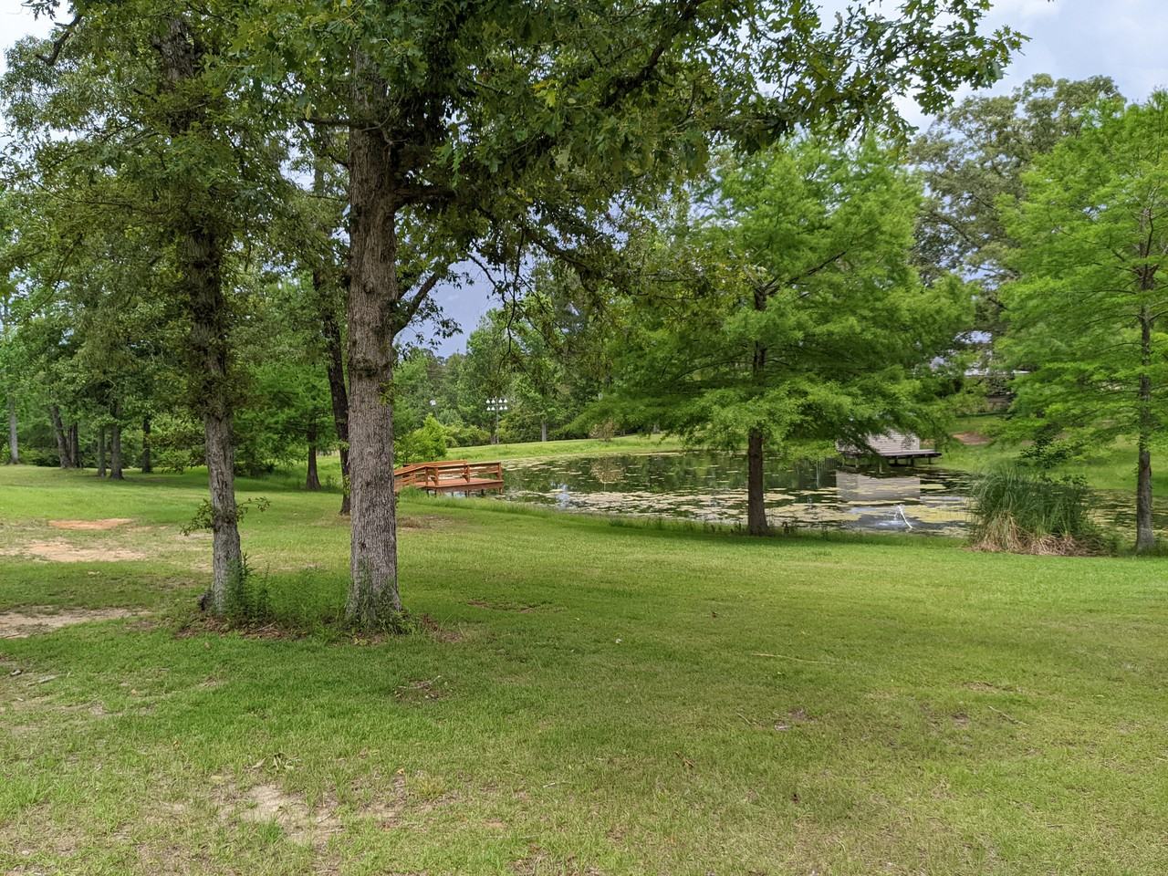 132 Normandy Dr - Photo 3 of 24