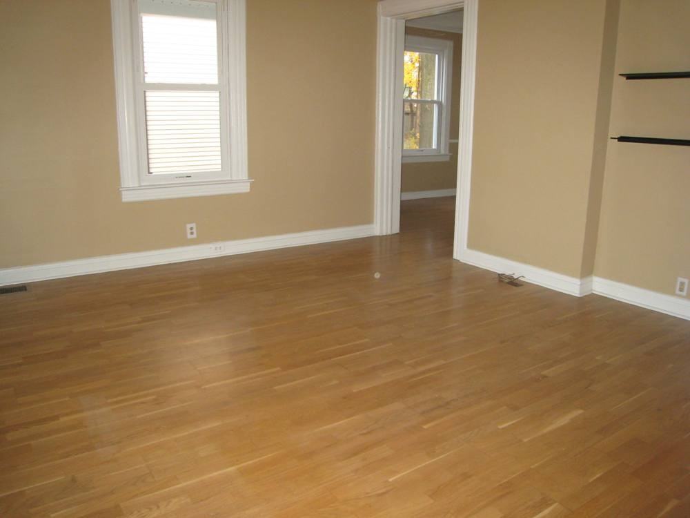 100 Summit Ave - Photo 2 of 13