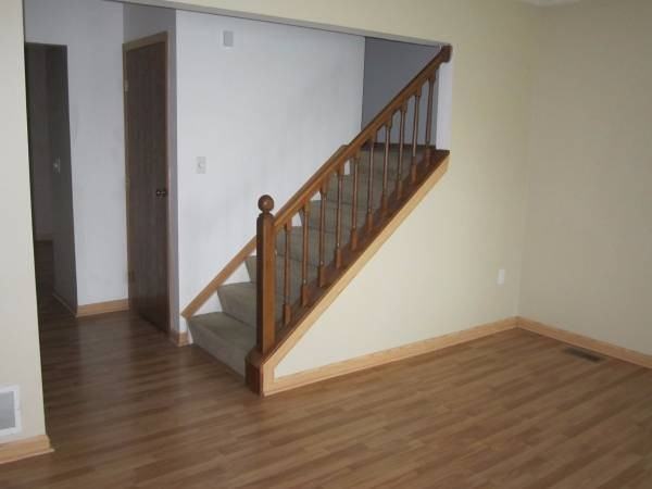 1276 Snohomish Ave - Photo 3 of 20