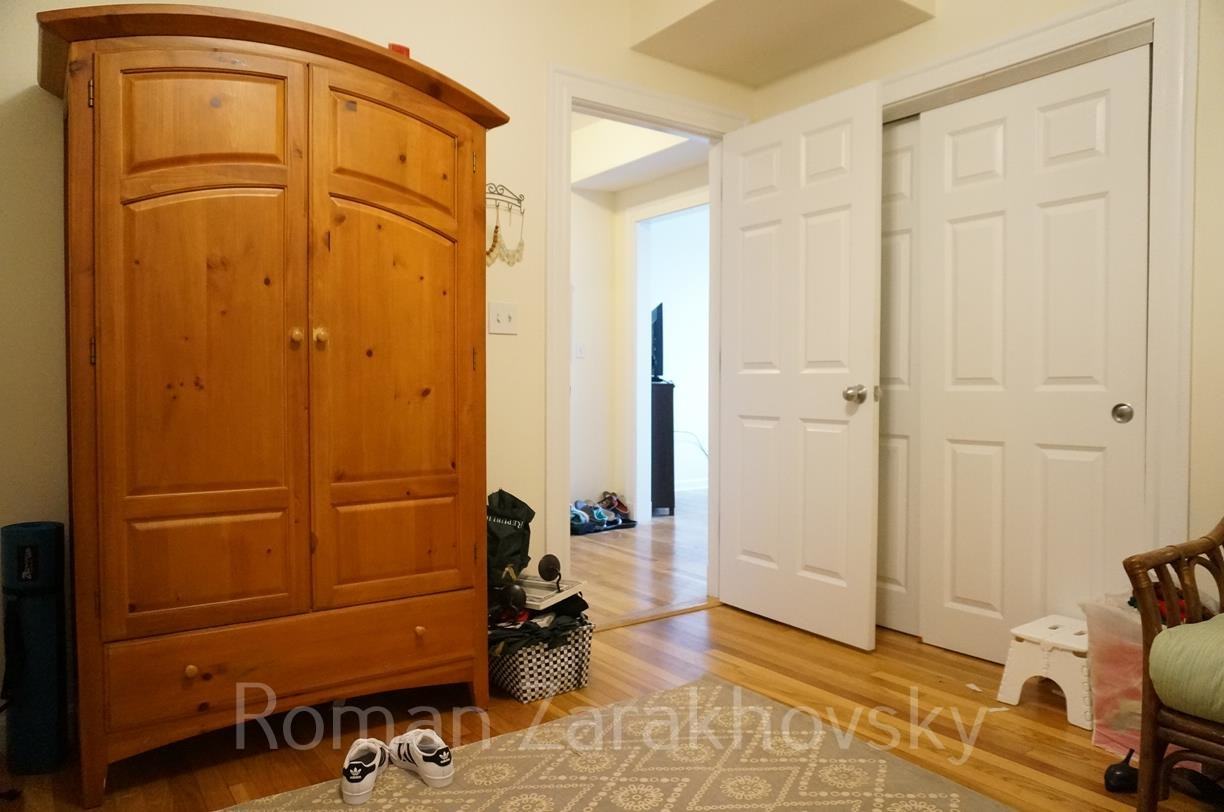 1932 Beacon St #2A - Photo 3 of 29