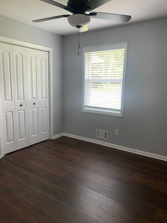 2292 Chestnut Hill Cir - Photo 3 of 9